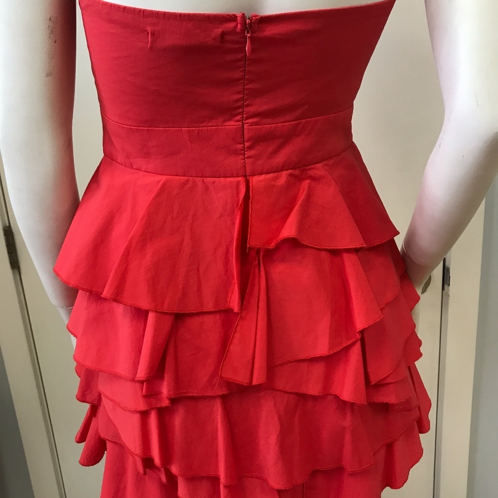 STRAPLESS CORAL RUFFLE DRESS - Picture 4 of 7
